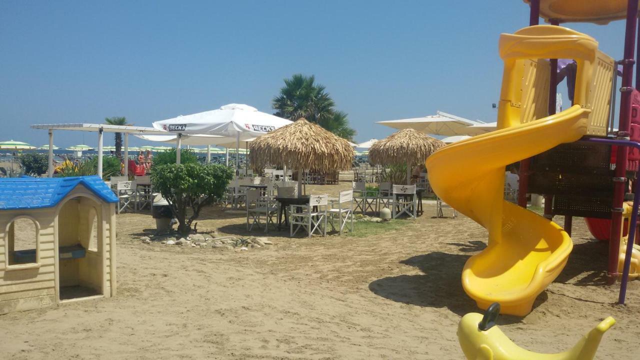 Domus Maris Viserba, Spiagge E Centro A 100 Mt, Promo Maggio Fiera Macfrut, Fieravicola, Expo Dental, Meeting Rimini Eksteriør bilde